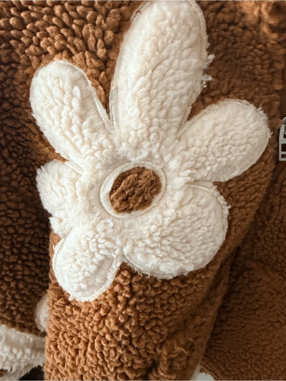 BLANKNYC Brown Teddy Sherpa Fleece Jacket with 3D Daisy Flowers Size S - Picture 4 of 4